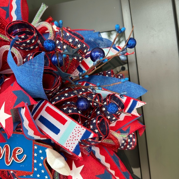 Welcome Patriotic Wreath 🇺🇸 - Picture 4 of 8
